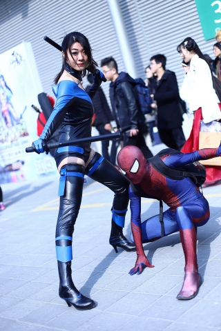 马尾辫紧身皮装Coser